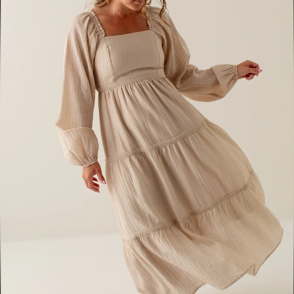 Polagram Beige Long Sleeve Dress - Picture 6 of 9